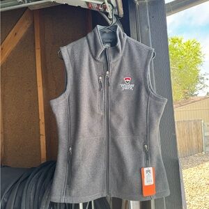Winter Park Women’s Outdoor Vest Large NWT Storm Creek Grey